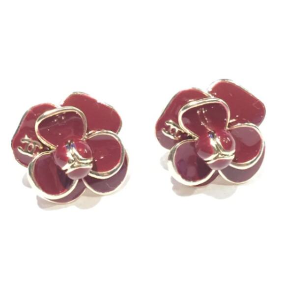 Chanel Red and Gold Enamel Camellia Flower Stud Earrings Autumn 2020 (CCXX010) - Picture 1 of 5